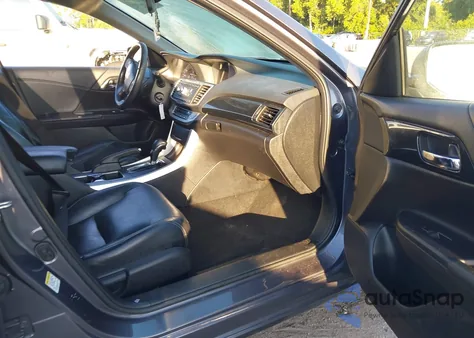 2015 Honda Accord Sport from USA, damaged, VIN 1HGCR2F5XFA066979